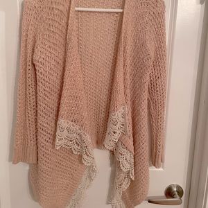 Light weight sweater
